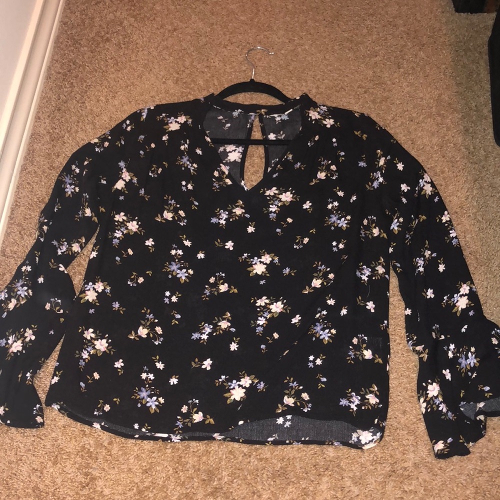 Blouse - Picture 2 of 6